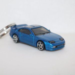 Hot Wheels Nissan 300ZX keychain